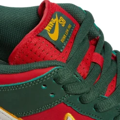 Nike SB Dunk Low Pro PRM