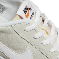 Nike SB FC Classic