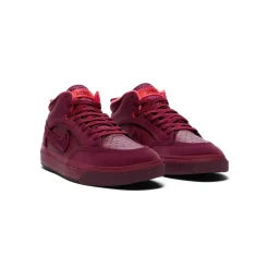 Nike SB React Leo PRM