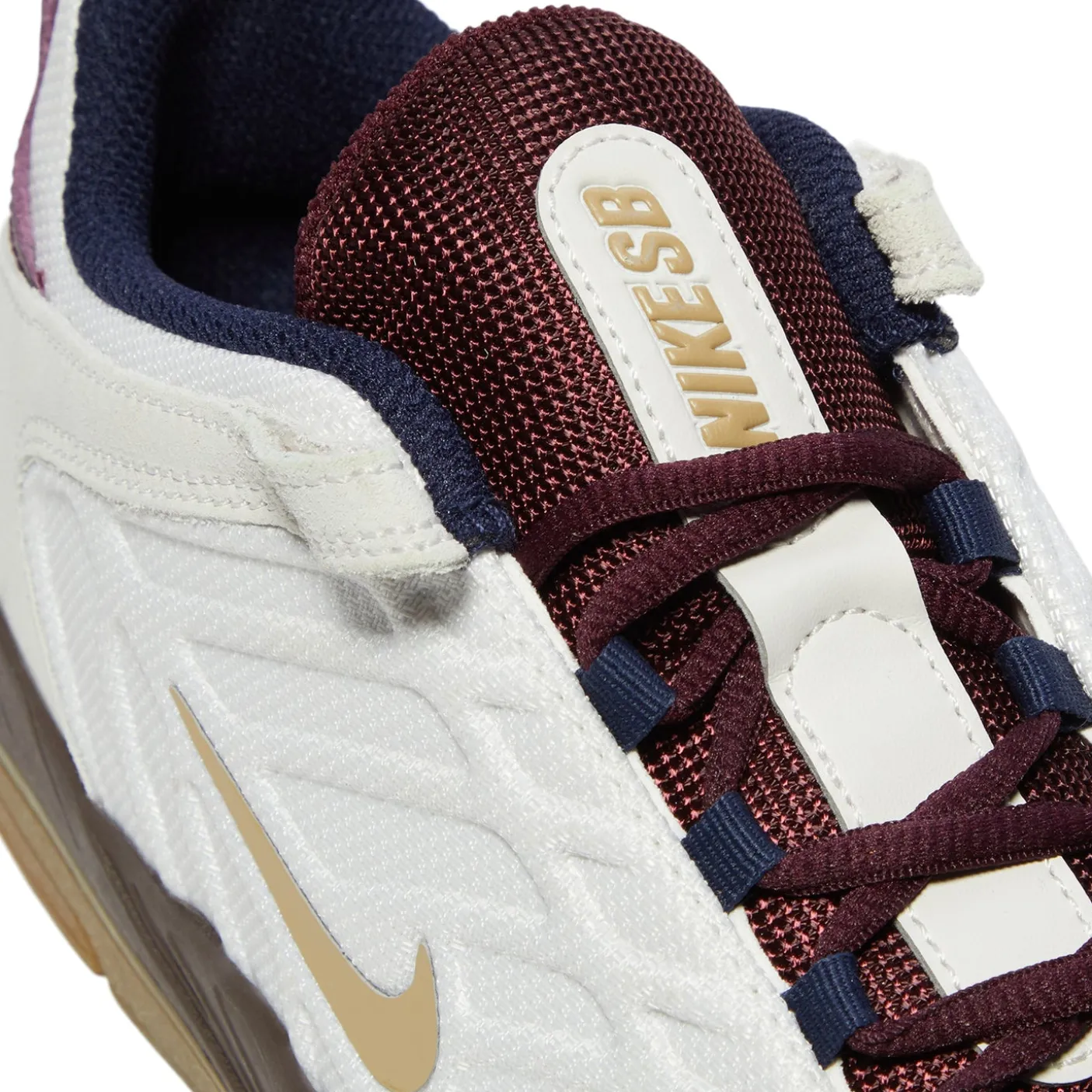 Nike SB Vertebrae