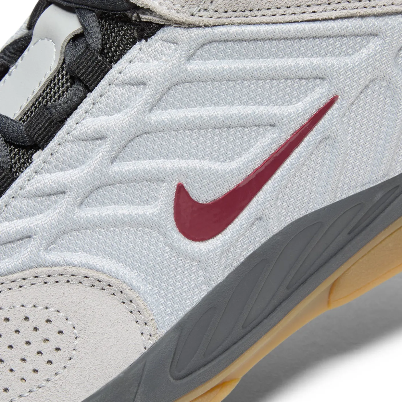 Nike SB Vertebrae