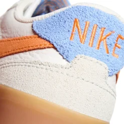 Nike SB Womens Zoom Pogo Plus PRM