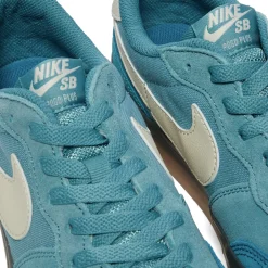 Nike SB Womens Zoom Pogo Plus