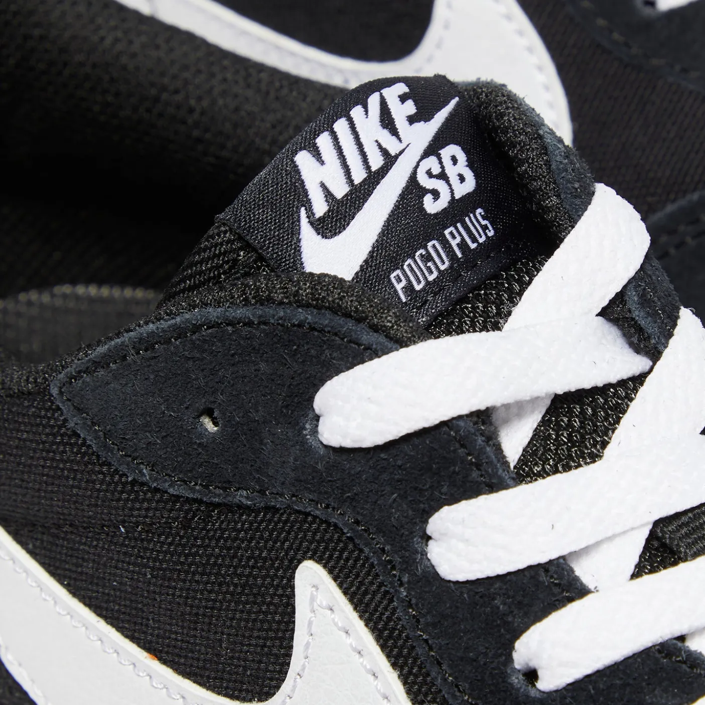 Nike SB Womens Zoom Pogo Plus