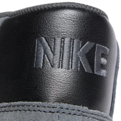 Nike SB Zoom Blazer Mid