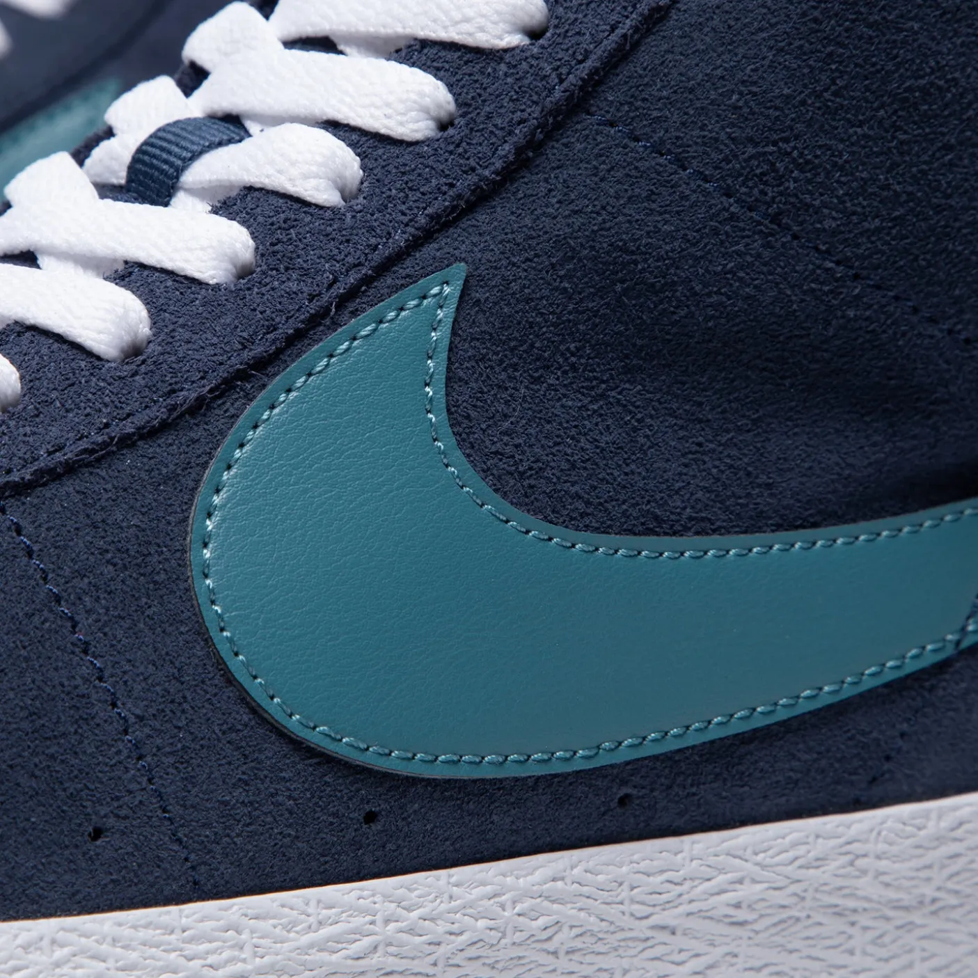 Nike SB Zoom Blazer Mid