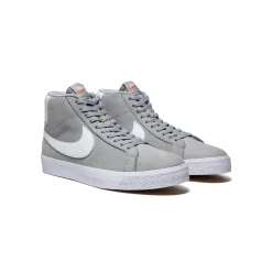 Nike SB Zoom Blazer Mid Iso