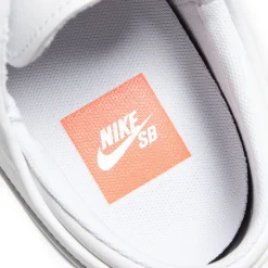 Nike SB Zoom Janoski OG+ ISO