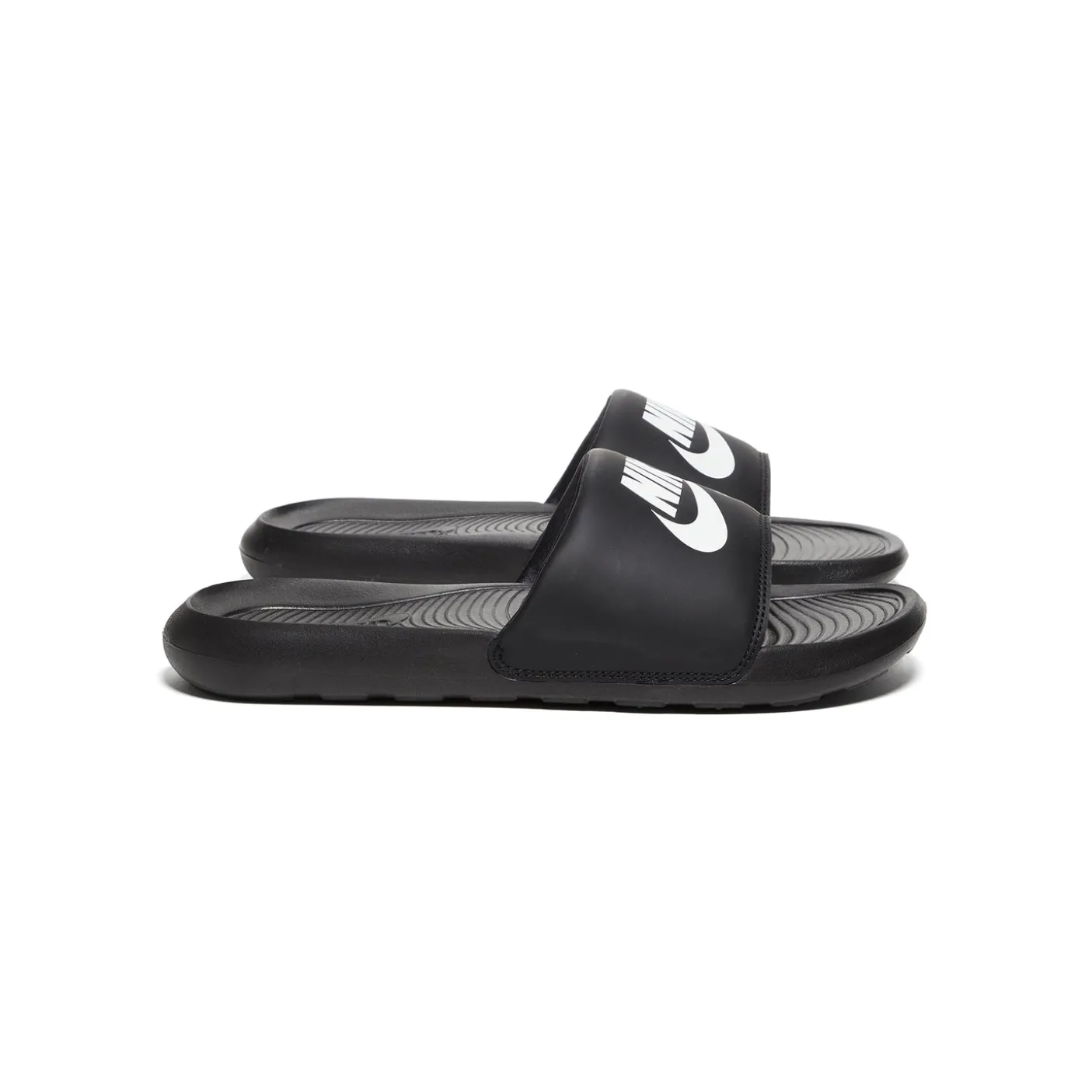Nike Victori One