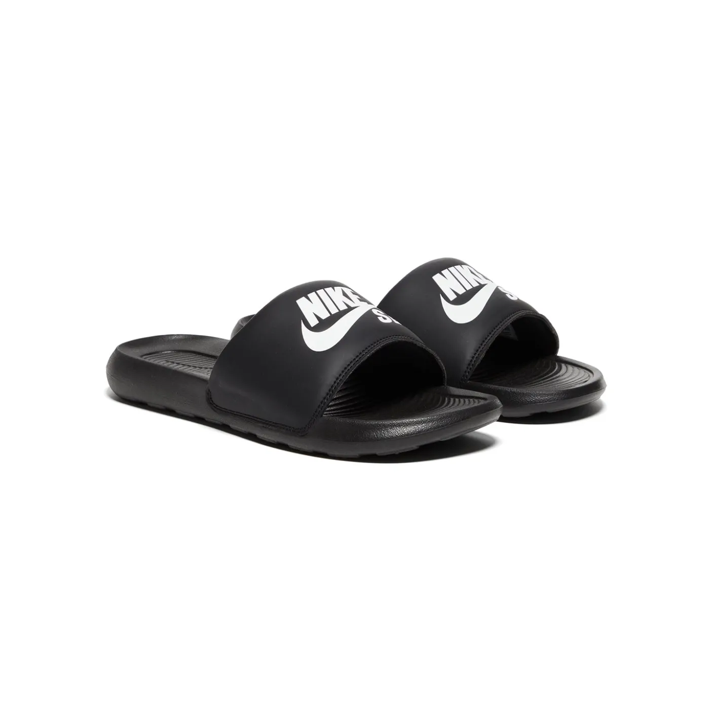 Nike Victori One