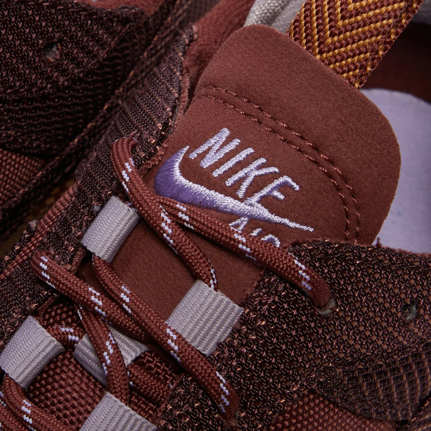 Nike Womens Air force 1 Wild