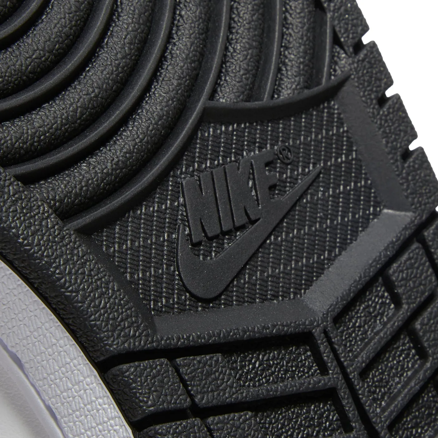 Nike Womens Air Jordan 1 Mid