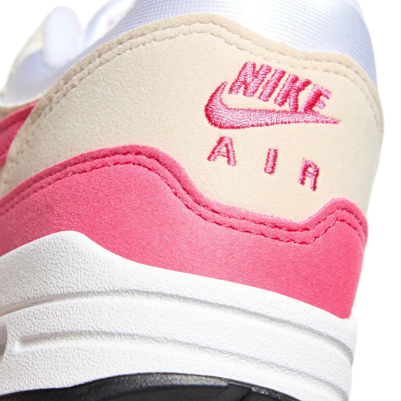 Nike Womens Air Max 1