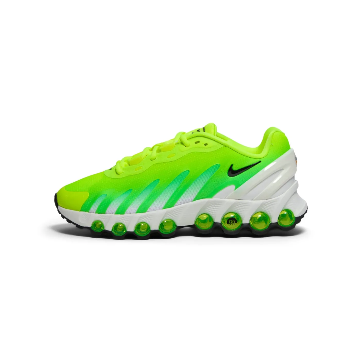 Nike Womens Air Max DN8