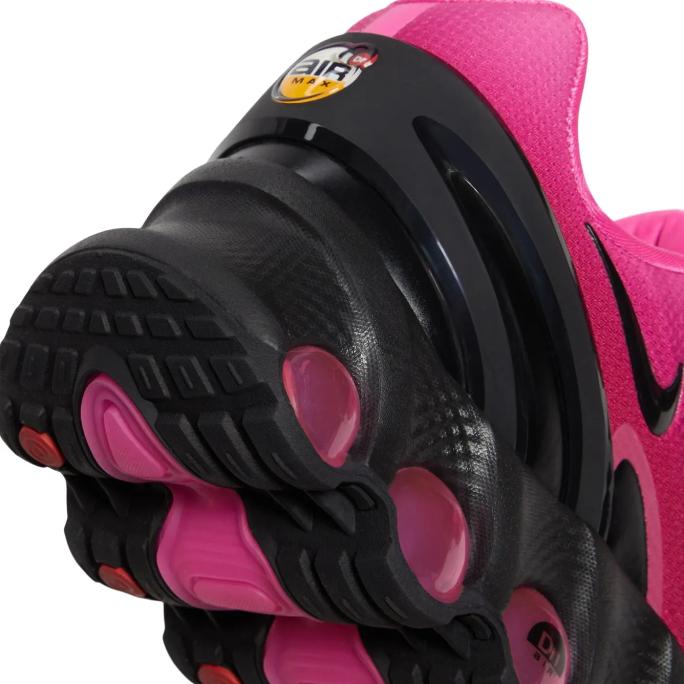 Nike Womens Air Max DN8