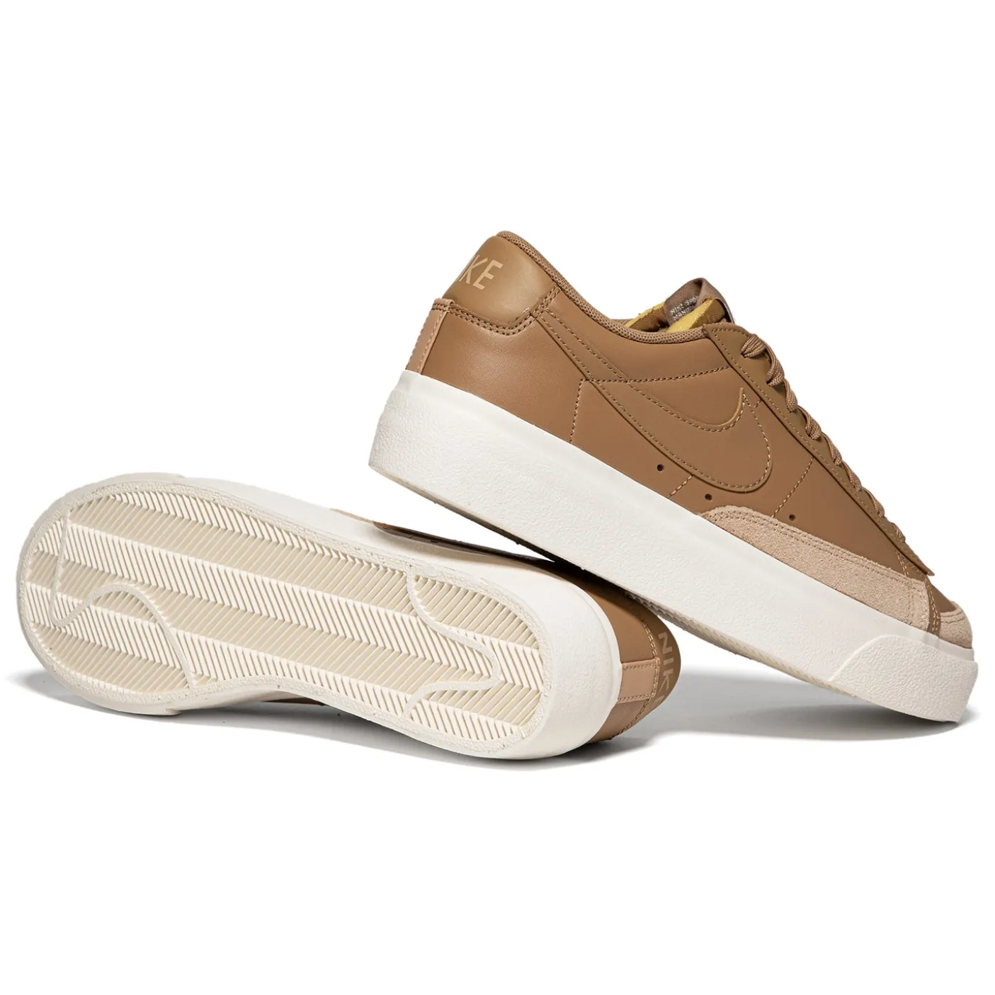Nike Womens Blazer Low Platform