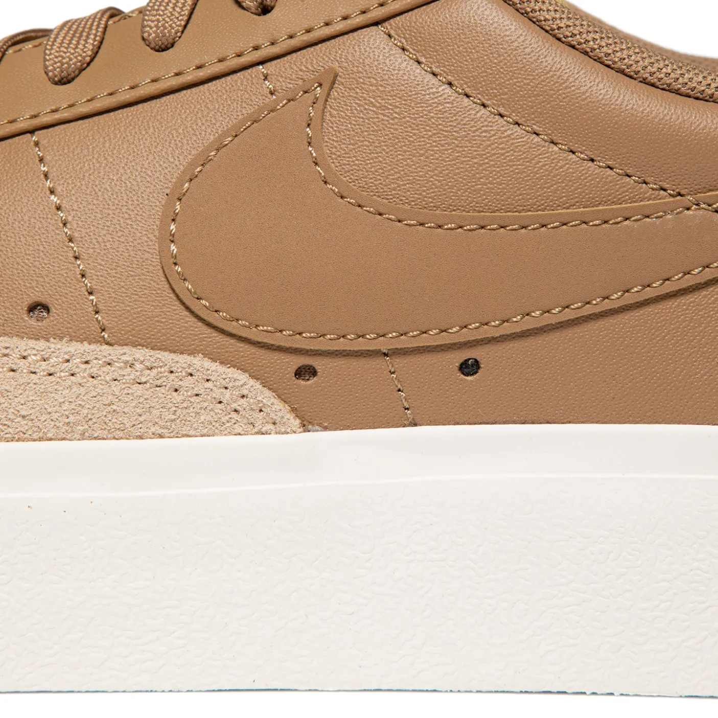 Nike Womens Blazer Low Platform
