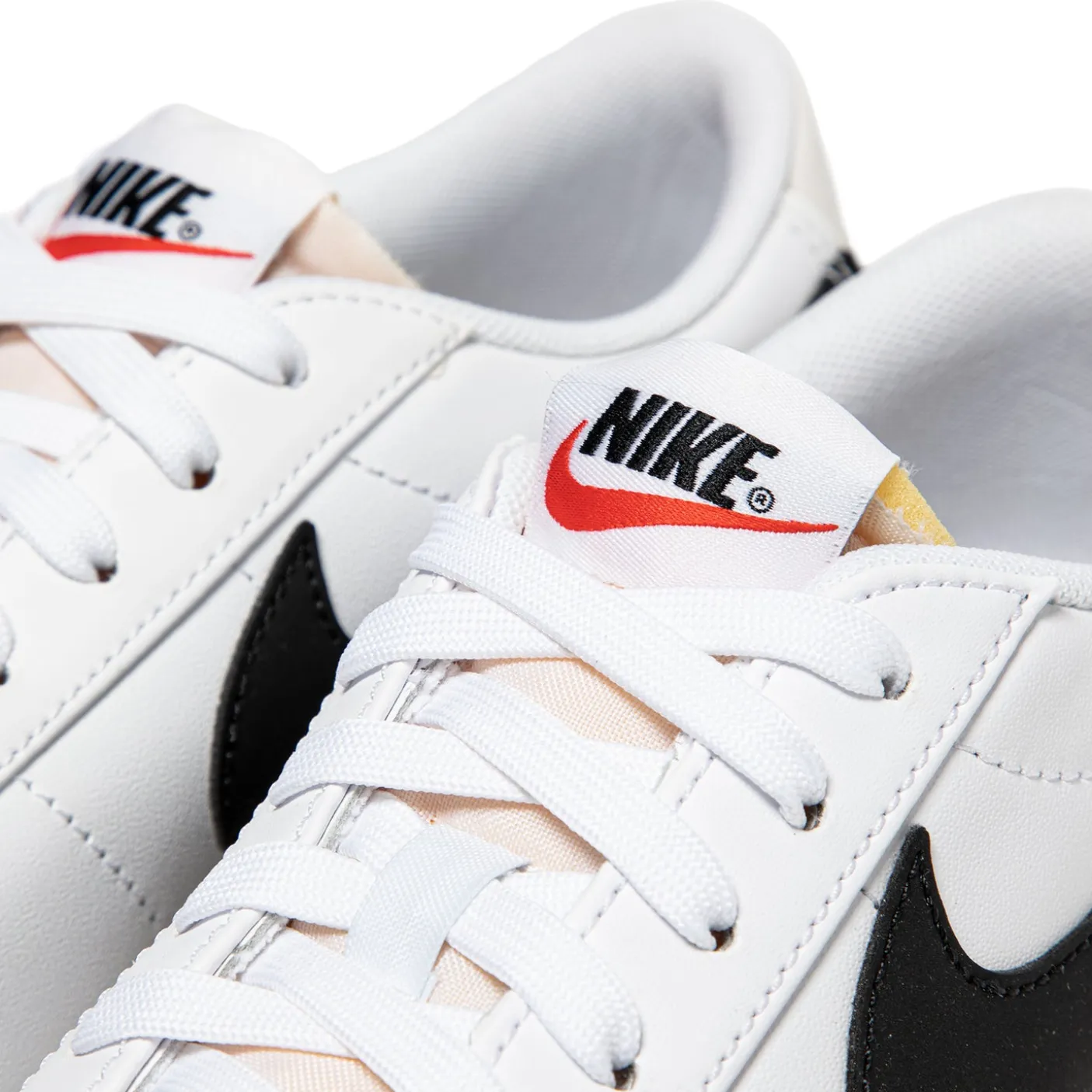 Nike Womens Blazer Low Platform