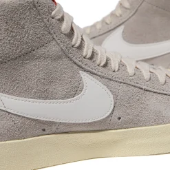 Nike Womens Blazer Mid '77 Vintage