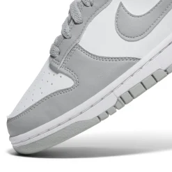Nike Womens Dunk Low
