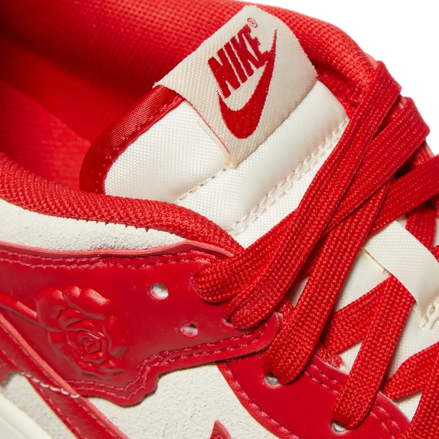 Nike Womens Dunk Low