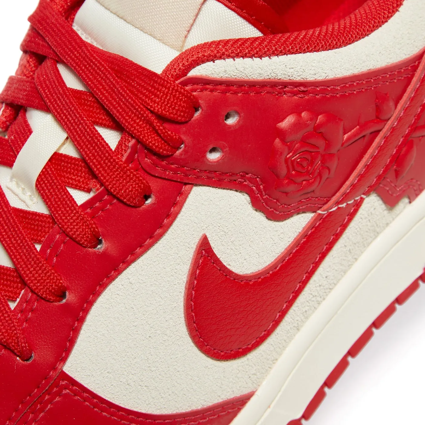 Nike Womens Dunk Low