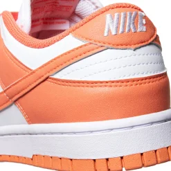 Nike Womens Dunk Low