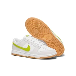 Nike Womens Dunk Low