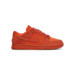 Nike Womens Dunk Low SE
