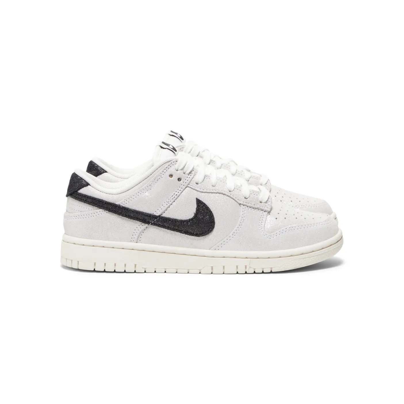 Nike Womens Dunk Low SE