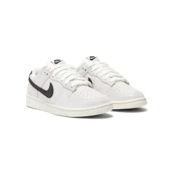 Nike Womens Dunk Low SE