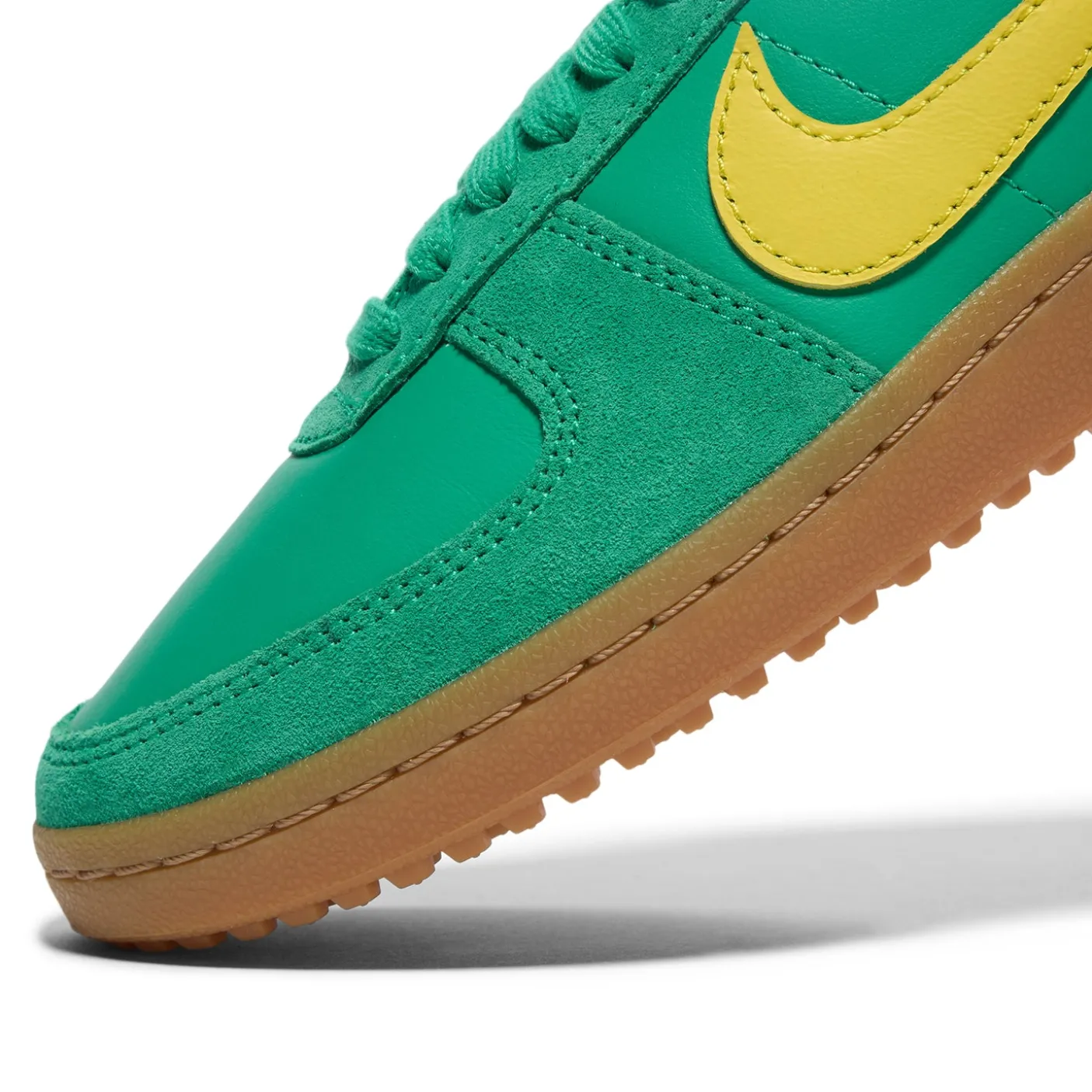 Nike Womens Field General