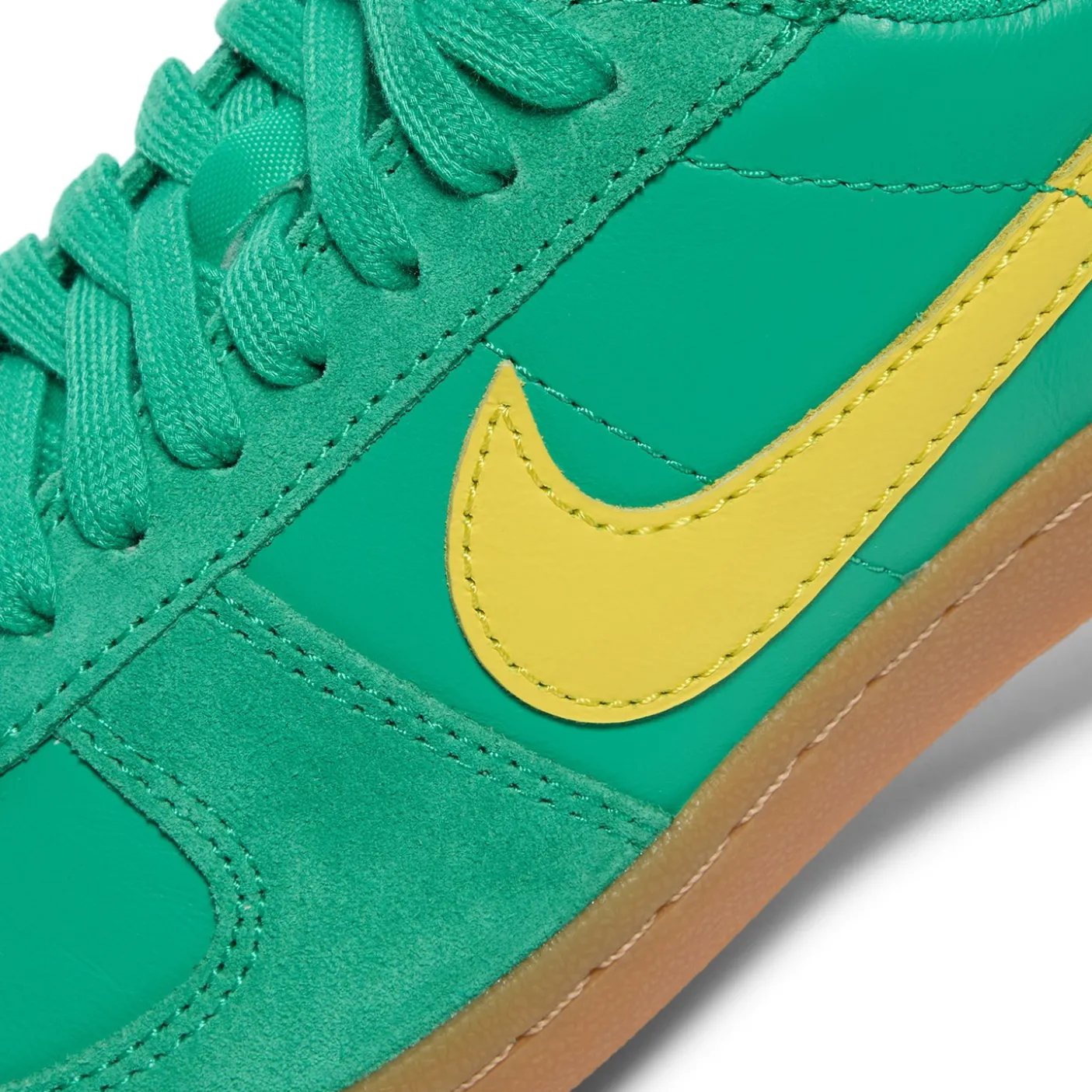 Nike Womens Field General