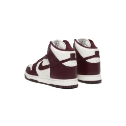 Nike Womens Nike Dunk High