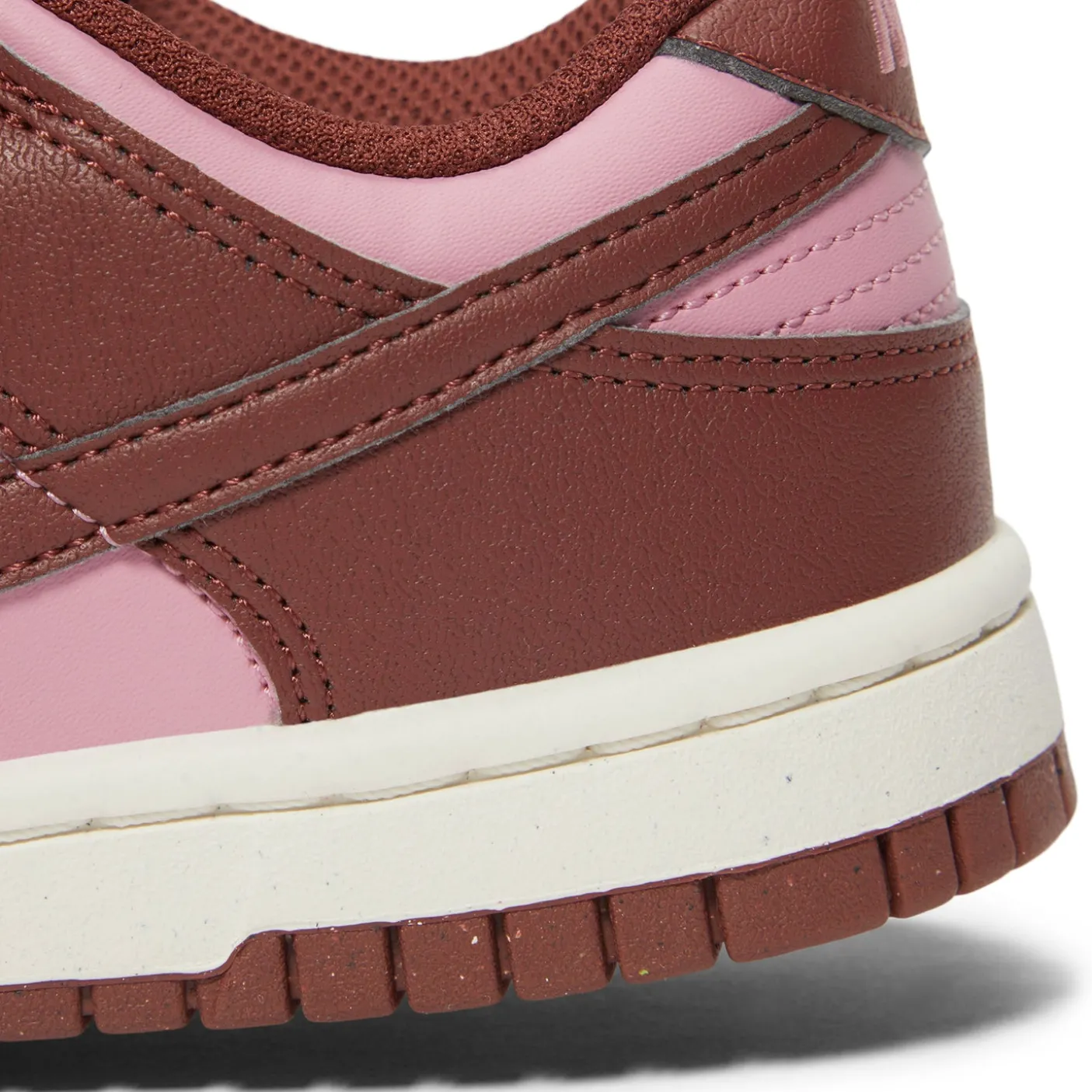 Nike Womens Nike Dunk Low