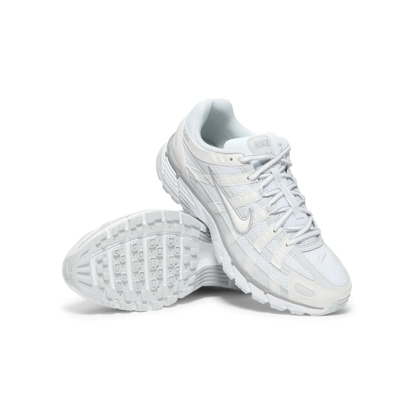 Nike Womens P-6000
