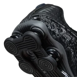 Nike Womens Shox R4