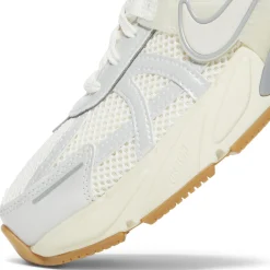 Nike Womens V2K Run