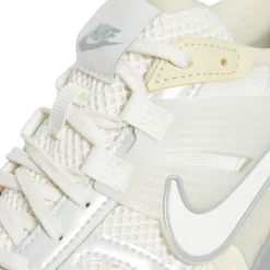Nike Womens V2K Run