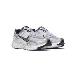 Nike Womens Vomero 5