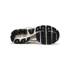 Nike Womens Zoom Vomero 5