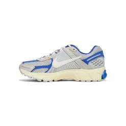 Nike Womens Zoom Vomero 5
