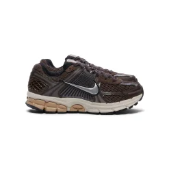 Nike Womens Zoom Vomero 5