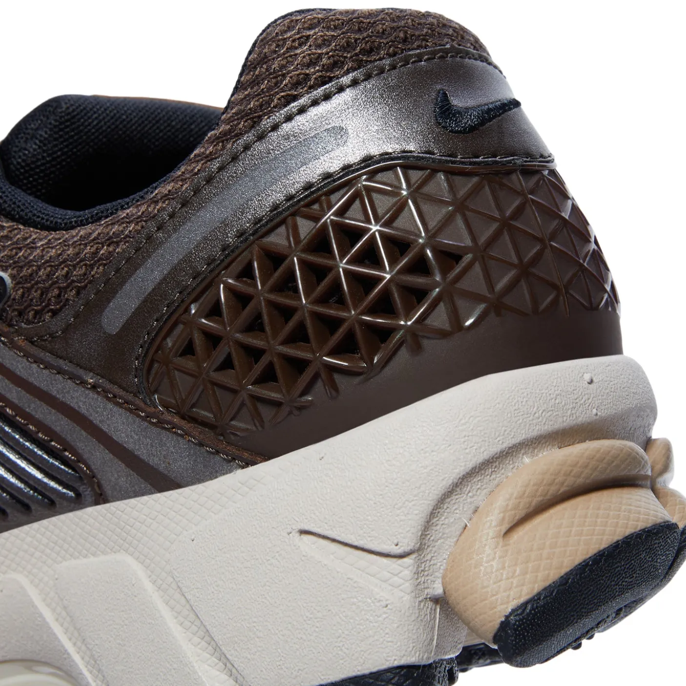 Nike Womens Zoom Vomero 5