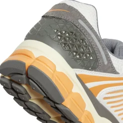 Nike Zoom Vomero 5