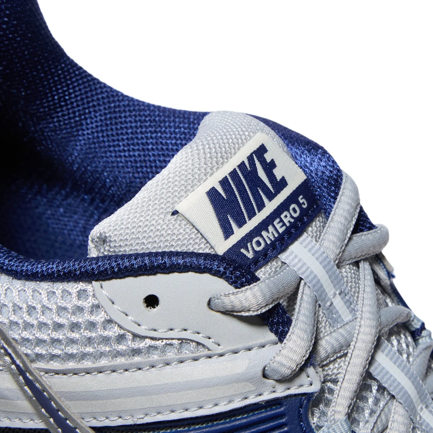 Nike Zoom Vomero 5