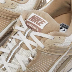 Nike Zoom Vomero 5
