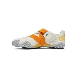 Puma UR Mostro Communication