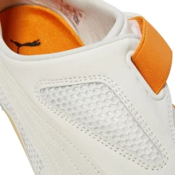 Puma UR Mostro Communication