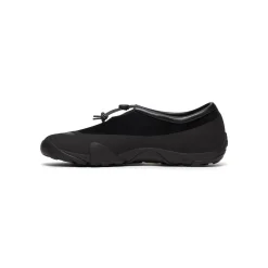 Tokyo Design Studio Minimus x New Balance MT10